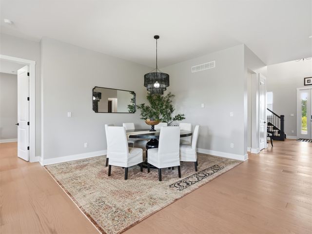 6089 Lincolnshire Drive, Saline, MI 48176
