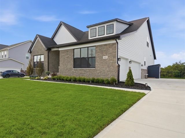 6089 Lincolnshire Drive, Saline, MI 48176