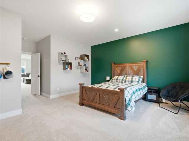 6089 Lincolnshire Drive, Saline, MI 48176