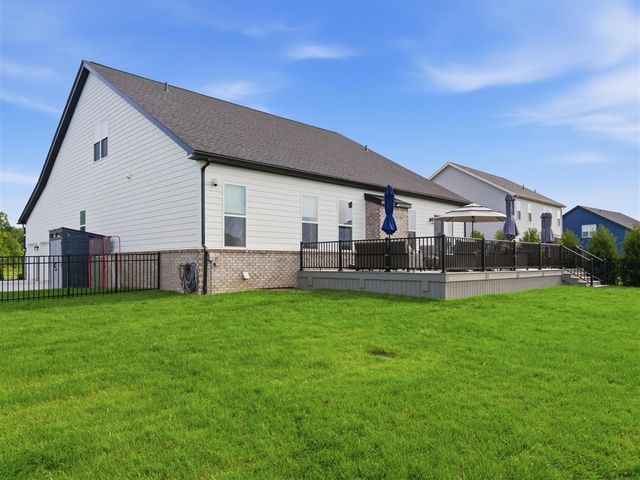 6089 Lincolnshire Drive, Saline, MI 48176