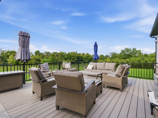 6089 Lincolnshire Drive, Saline, MI 48176