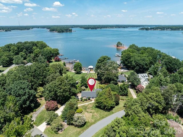 118 Teakwood Lane, Mooresville, NC 28117