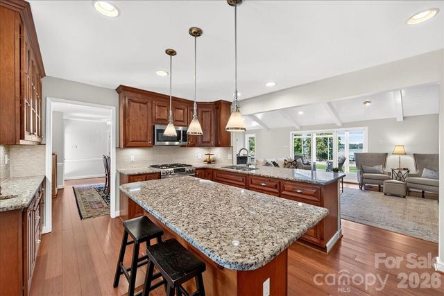 118 Teakwood Lane, Mooresville, NC 28117
