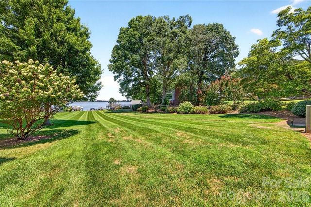 118 Teakwood Lane, Mooresville, NC 28117