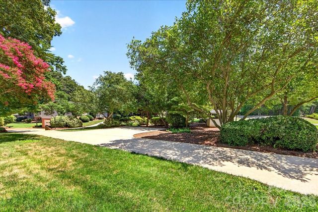 118 Teakwood Lane, Mooresville, NC 28117
