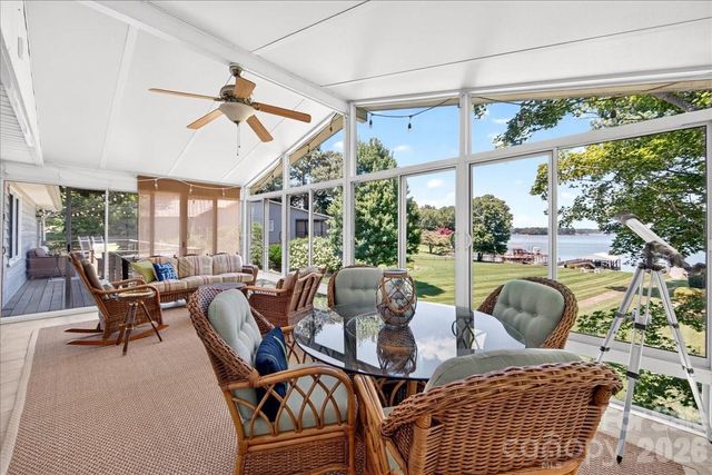118 Teakwood Lane, Mooresville, NC 28117