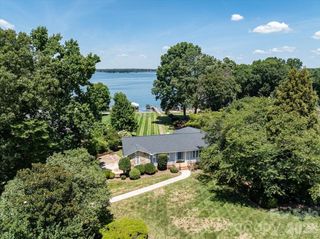 118 Teakwood Lane, Mooresville, NC 28117