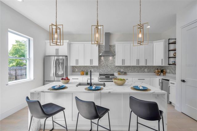 4307 S CLARK AVENUE, Tampa, FL 33611