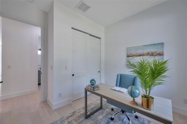 4307 S CLARK AVENUE, Tampa, FL 33611