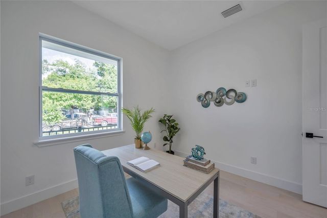 4307 S CLARK AVENUE, Tampa, FL 33611