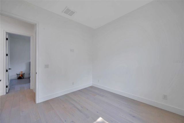 4307 S CLARK AVENUE, Tampa, FL 33611