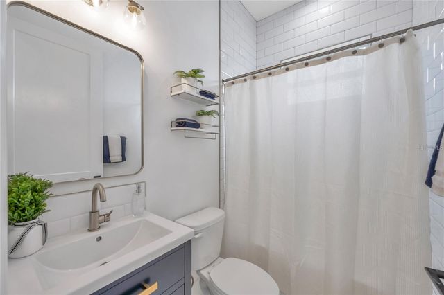 4307 S CLARK AVENUE, Tampa, FL 33611