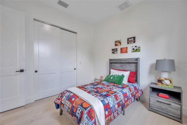 4307 S CLARK AVENUE, Tampa, FL 33611