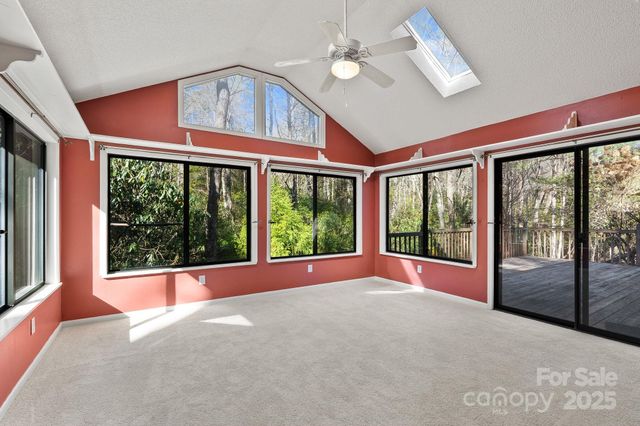 1012 Soquili Drive, Brevard, NC 28712