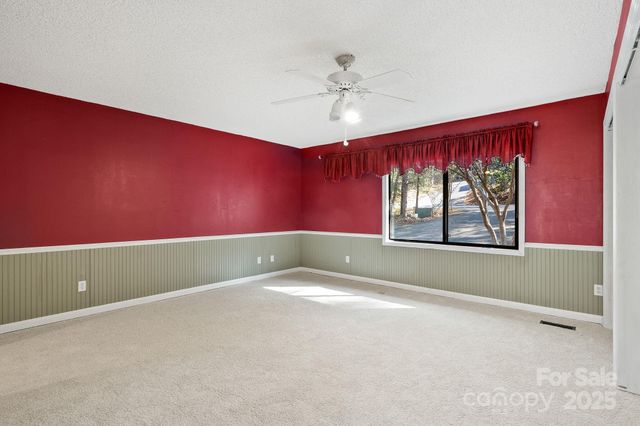 1012 Soquili Drive, Brevard, NC 28712