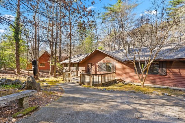 1012 Soquili Drive, Brevard, NC 28712