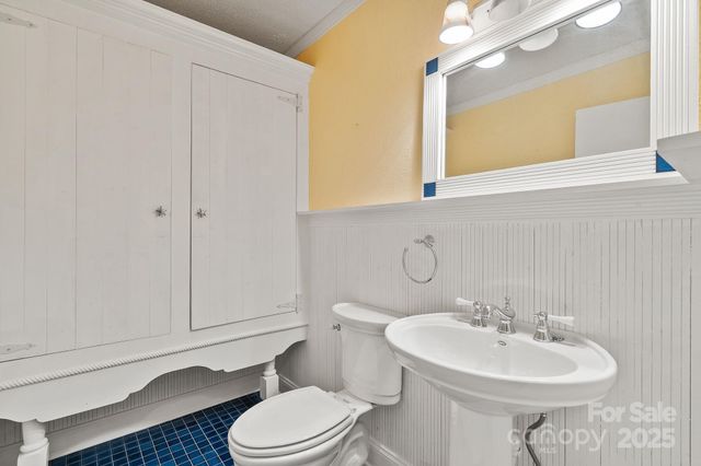 1012 Soquili Drive, Brevard, NC 28712