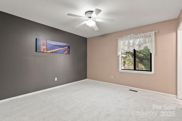 1012 Soquili Drive, Brevard, NC 28712