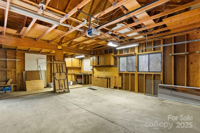 1012 Soquili Drive, Brevard, NC 28712