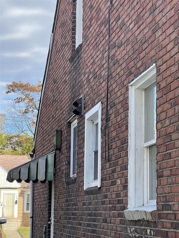 11739 Meyers Road, Detroit, MI 48227