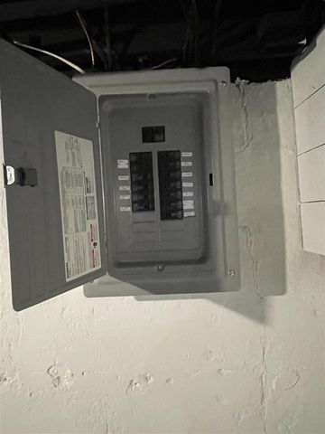 11739 Meyers Road, Detroit, MI 48227