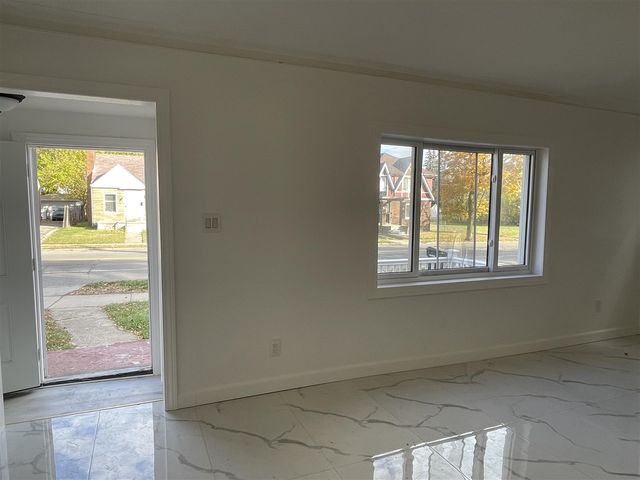 11739 Meyers Road, Detroit, MI 48227