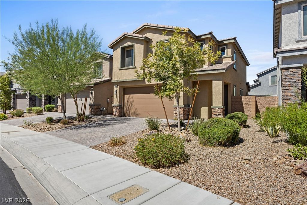 936 Lotus Falls Street, Henderson, NV 89052 — photo 2