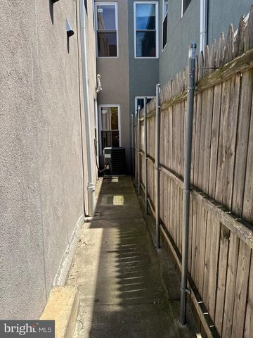 1238 S 31ST ST, Philadelphia, PA 19146