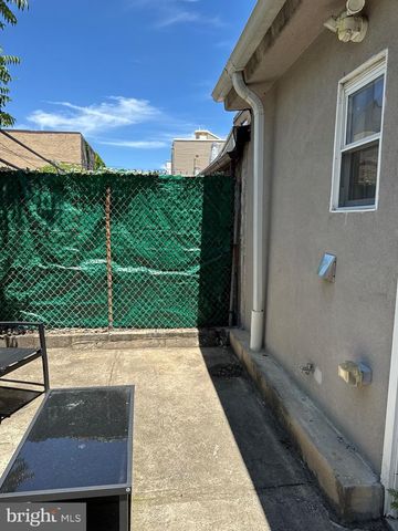 1238 S 31ST ST, Philadelphia, PA 19146