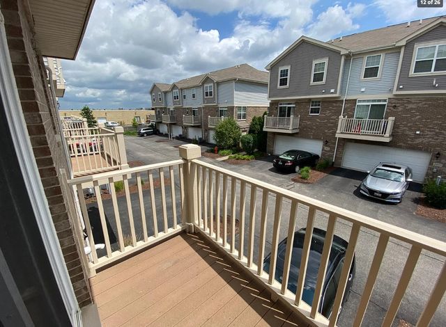 2873 Henley Lane 2873, Naperville, IL 60540
