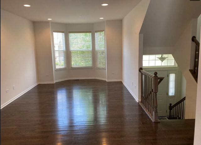 2873 Henley Lane 2873, Naperville, IL 60540
