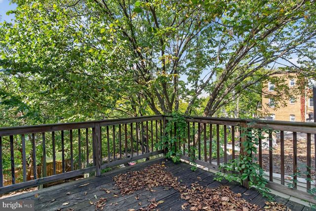 1816 MINNESOTA SE, Washington, DC 20020