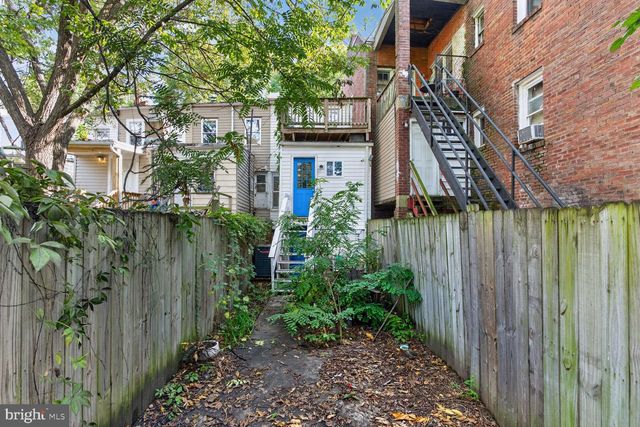 1816 MINNESOTA SE, Washington, DC 20020