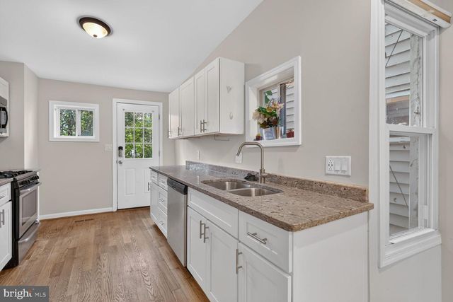 1816 MINNESOTA SE, Washington, DC 20020