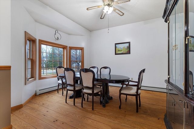 12 Mckinstry Dr, Charlton, MA 01507