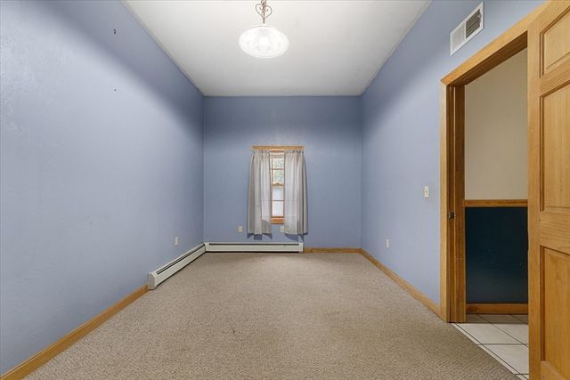 12 Mckinstry Dr, Charlton, MA 01507