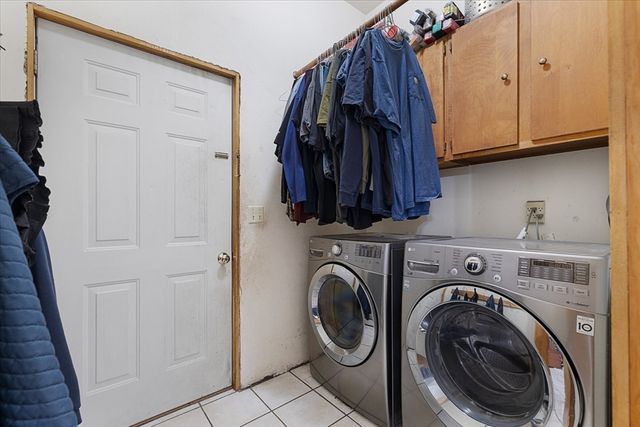 12 Mckinstry Dr, Charlton, MA 01507