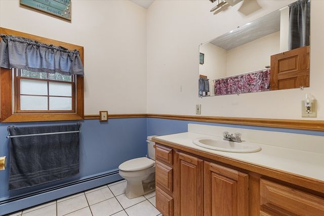 12 Mckinstry Dr, Charlton, MA 01507