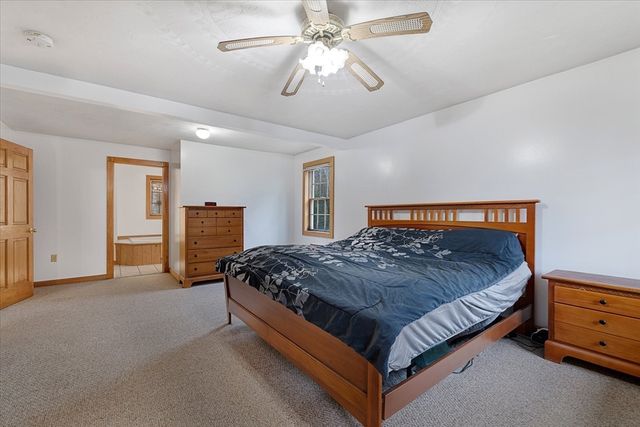 12 Mckinstry Dr, Charlton, MA 01507