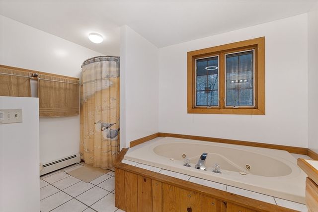 12 Mckinstry Dr, Charlton, MA 01507