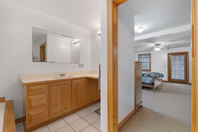12 Mckinstry Dr, Charlton, MA 01507