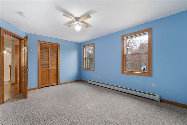 12 Mckinstry Dr, Charlton, MA 01507
