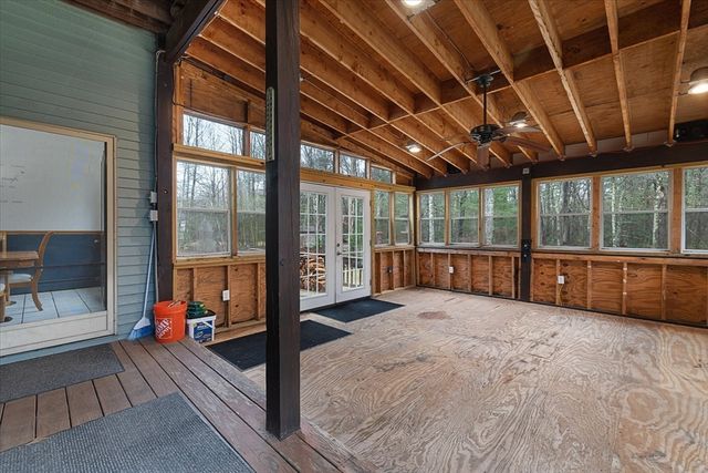12 Mckinstry Dr, Charlton, MA 01507
