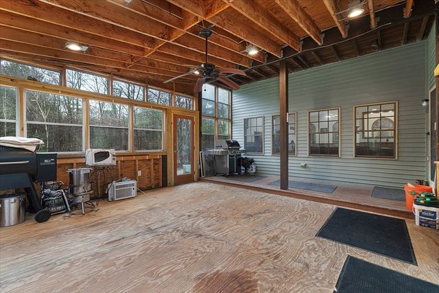 12 Mckinstry Dr, Charlton, MA 01507
