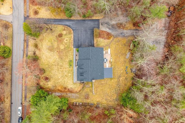 12 Mckinstry Dr, Charlton, MA 01507