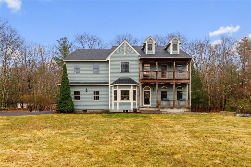 12 Mckinstry Dr, Charlton, MA 01507