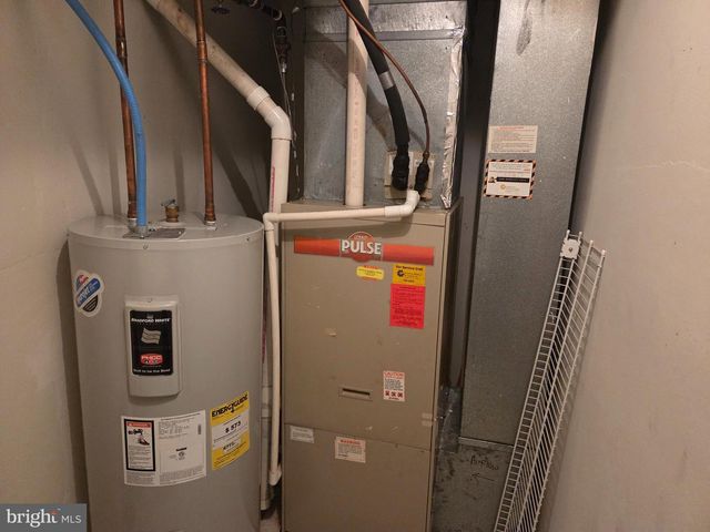 210 AUGUSTA, Mount Laurel, NJ 08054