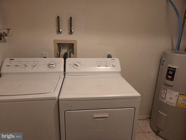 210 AUGUSTA, Mount Laurel, NJ 08054