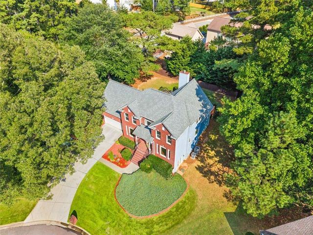 540 Shore Drive NW, Suwanee, GA 30024