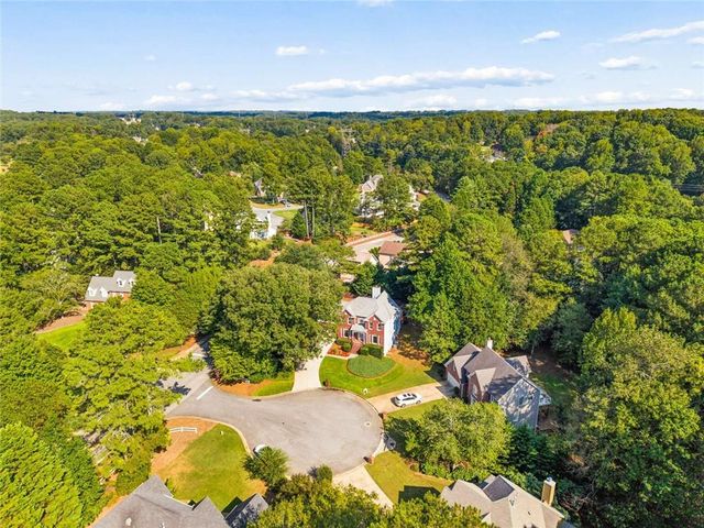 540 Shore Drive NW, Suwanee, GA 30024